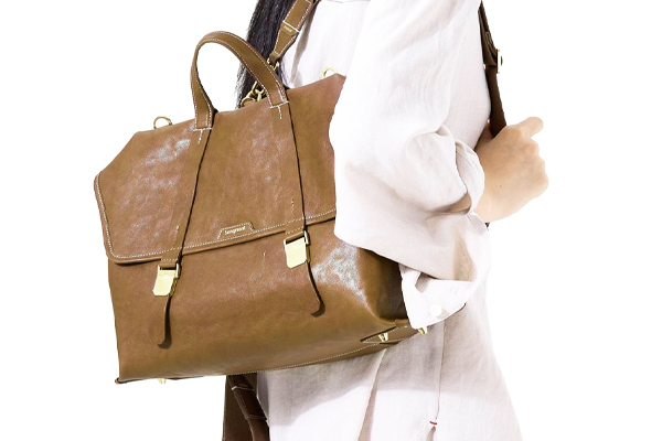 Internation Luxury Awards Winner - Shan Briefcase by Songmont